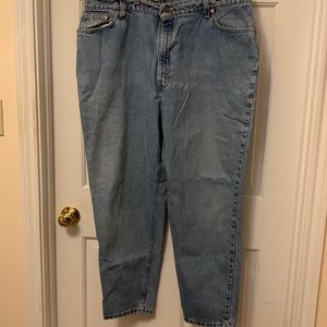 Vintage Levi’s 522 women’s jeans